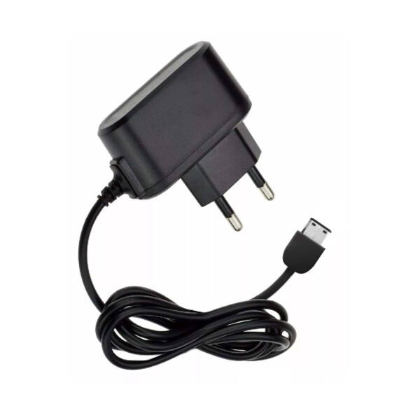 D880 Şarj Aleti - 1