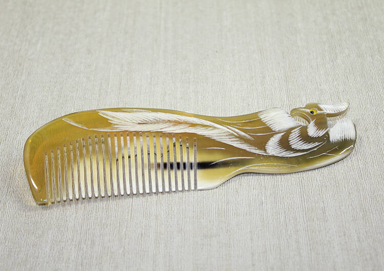 Kemik Tavuskuşu Tarak Model 3 - 1