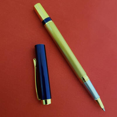 Kutulu Lacivert Gold Tasarım Roller Kalem