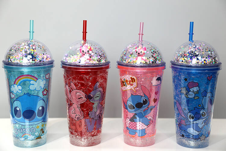 Sevimli Stitch Pipetli Işıklı Pullu Suluk Bardak 400 ml - 1