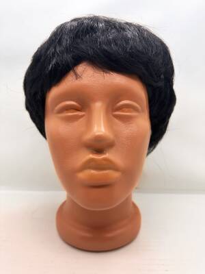 Siyah Renk Kısa Kesim İçi Astarlı Erkek Peruğu (1)