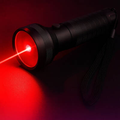 UV Işığı ve Lazer Özellikli El Feneri - 3
